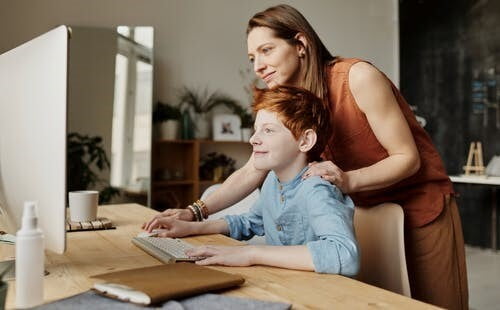 3 powerful tips to stop the parent-child power struggle and motivate the child to do homework